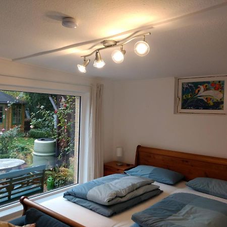 Ruhige, Gemuetliche 1-Zimmer Gartenwohnung Fuer 2 Erwachsene Любек Екстериор снимка