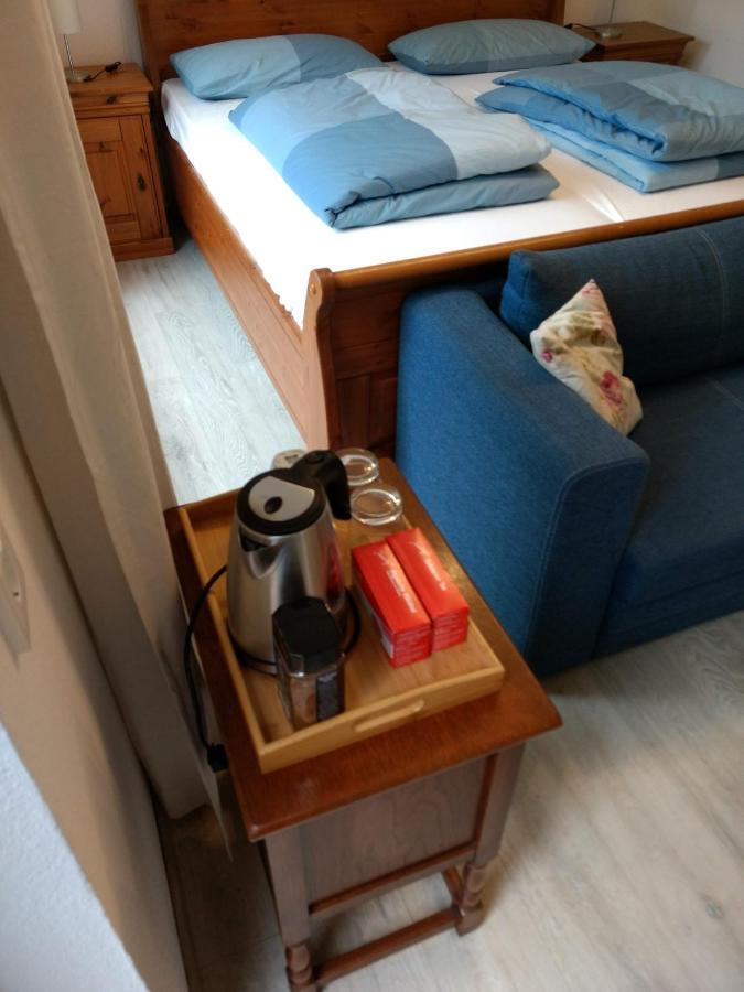 Ruhige, Gemuetliche 1-Zimmer Gartenwohnung Fuer 2 Erwachsene Любек Екстериор снимка