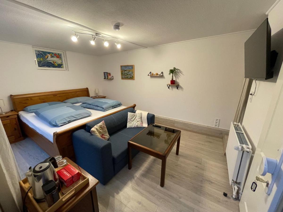 Ruhige, Gemuetliche 1-Zimmer Gartenwohnung Fuer 2 Erwachsene Любек Екстериор снимка