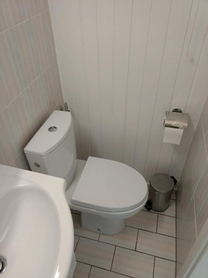 Ruhige, Gemuetliche 1-Zimmer Gartenwohnung Fuer 2 Erwachsene Любек Екстериор снимка